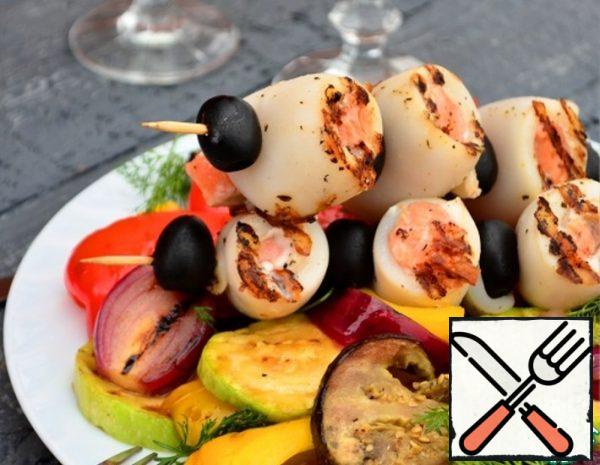 Squid and Salmon Shish Kebab with grilled Salad Recipe