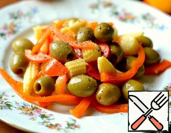 Salad with Corn, Olives and Pepper Recipe