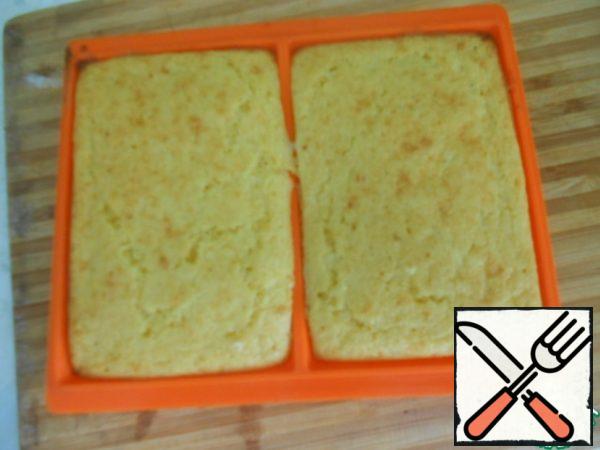 Bake at a temperature of 170-180 degrees for 20-25 minutes.
