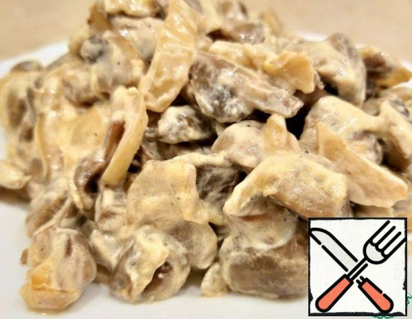 Fried Mushrooms with Sour Cream Recipe