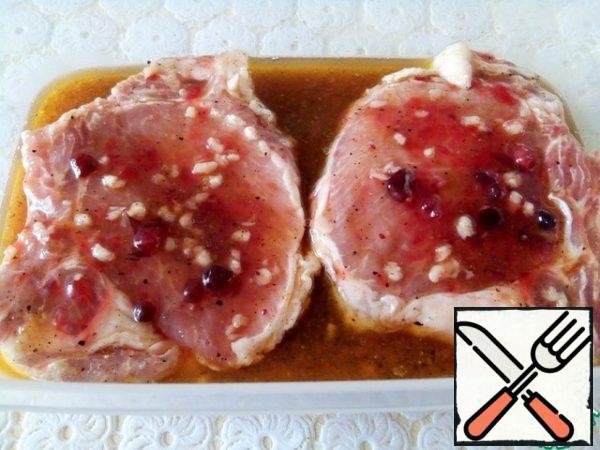 Pour the marinade over the meat and put it in the refrigerator for at least two hours, turning it over in the process.