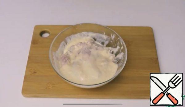 We dip the chicken fillet in our batter