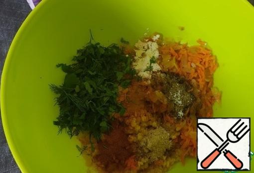 Mash the lentils with a fork. Add the fried onions and carrots, finely chopped herbs, garlic.