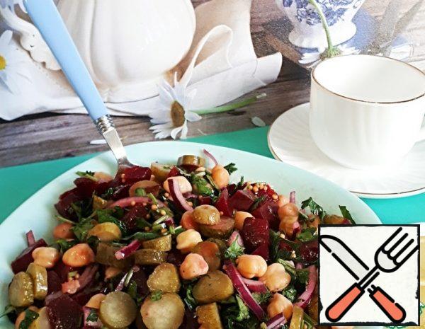 Salad with Beetroot and Chickpeas Recipe