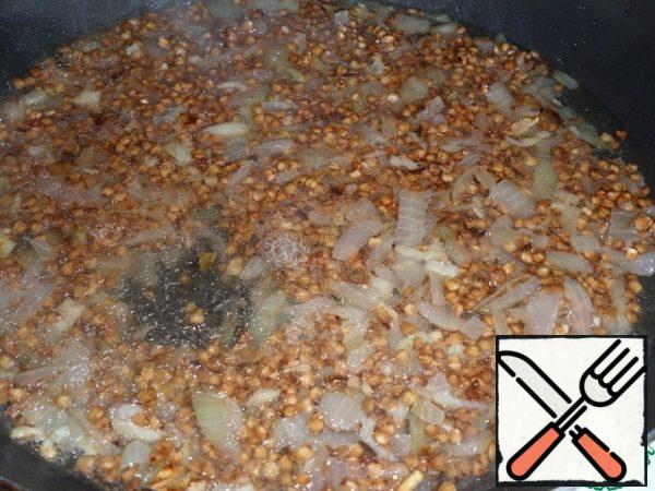 Add salt and water to the pan. Bring the contents of the pan to a boil, then reduce the heat. Cook for 10 minutes.