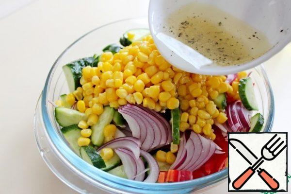 Add the salad dressing and mix.
Serve the salad immediately.
Bon Appetit!!