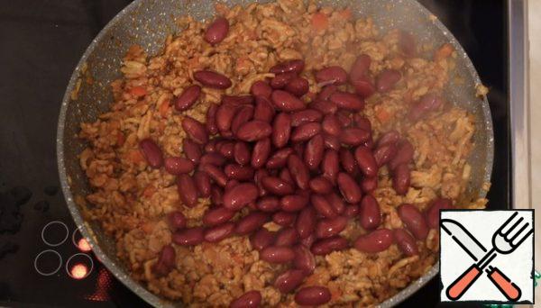 At the very end of the canned red beans
Simmer for 5 minutes remove from the stove