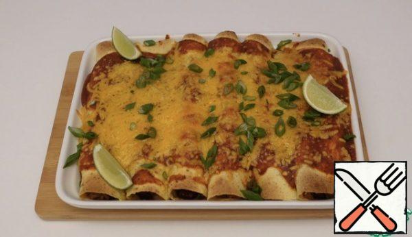 Sprinkle with green onions just right more sour cream will do
We brew tea or pour tequila and
enjoy your meal