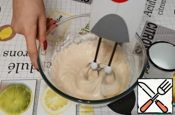 Knead a homogeneous dough so that there are no lumps.
I do it with a mixer.