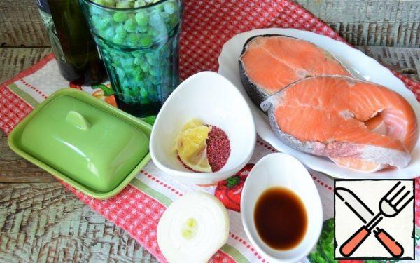 Prepare all the food.
I have a trout and salmon steak, you can take other salmon fish.