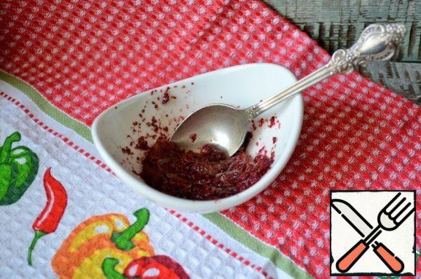 At this time, mix the sumac, lemon, soy sauce and olive oil.