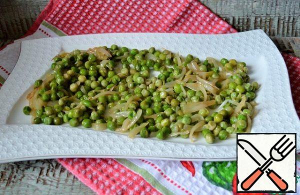 Place the peas on a platter.