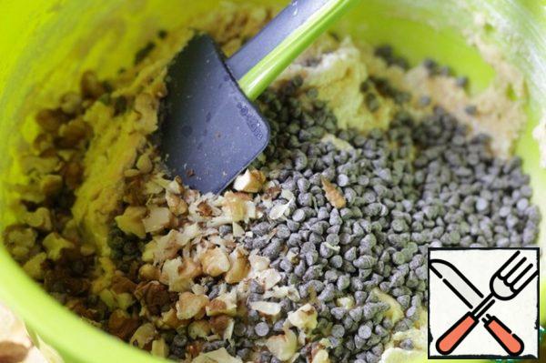 At the end of mixing, add the salted peanuts and chocolate drops.