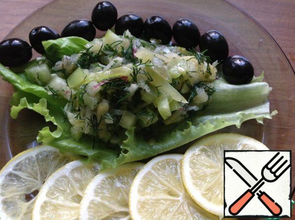 Serve in a salad bowl or in portions on a lettuce leaf.