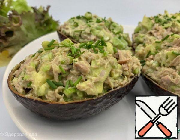 Salad with Tuna and Avocado Recipe