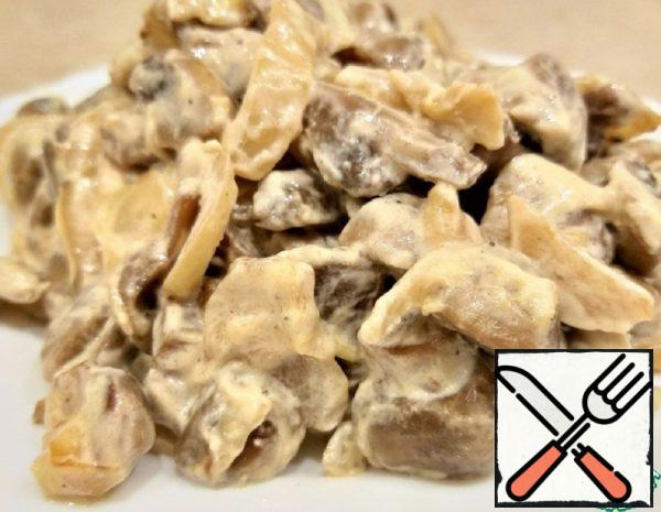 Fried Mushrooms with Sour Cream Recipe