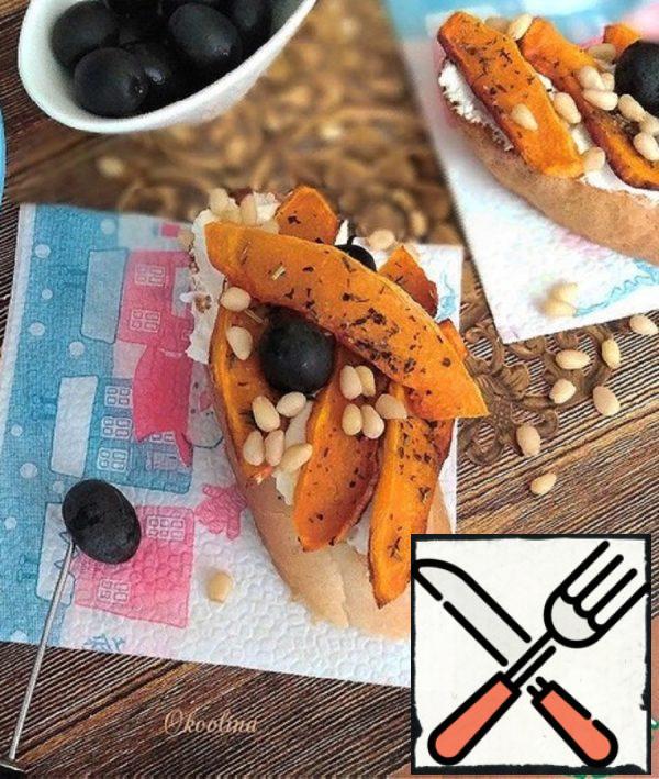 Toast with Baked Pumpkin and Cheese Recipe