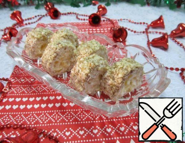Cream Cheese Rolls with Pineapple Recipe