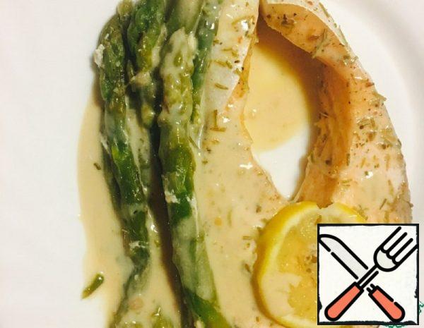 Salmon with Rosemary and Asparagus Recipe