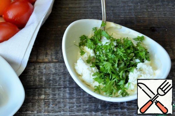 Mix cottage cheese, mayonnaise, chopped garlic and herbs.
You can add a little salt to taste.