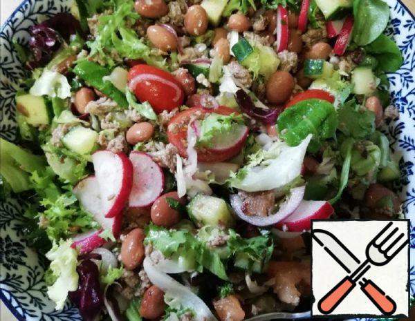 Minced Meat Salad with Vegetables Recipe