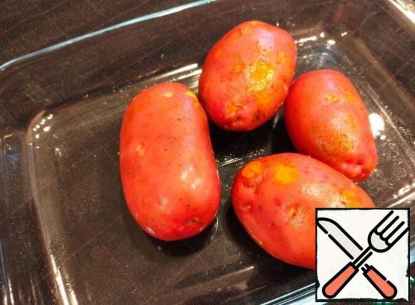 Wash potatoes are clean, we use only fresh potatoes with a young peel.