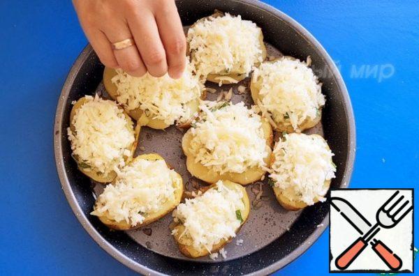 We put it back in the skin, sprinkle cheese on top and send it to the oven for another 15-20 minutes so that the cheese melts and browns.