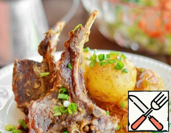 Roast Goat Meat with Potatoes Recipe