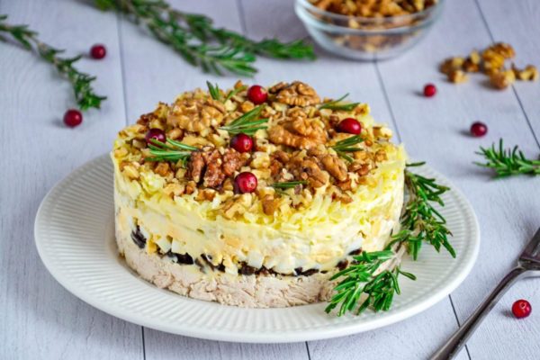 Chicken Salad with Prunes and Walnuts Recipe