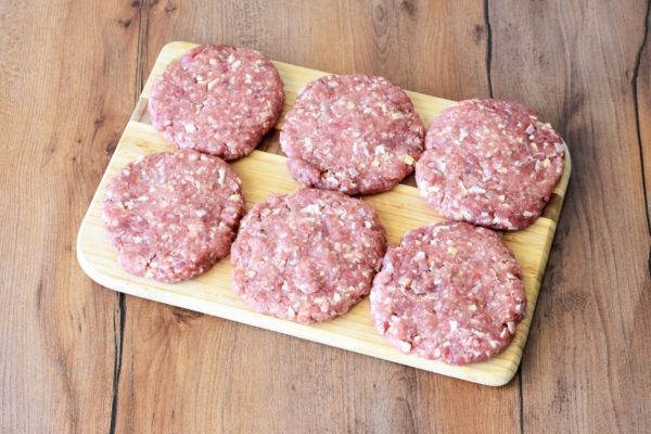 Shape the mixture into smooth, round cutlets. This recipe yields approximately 6 cutlets.


