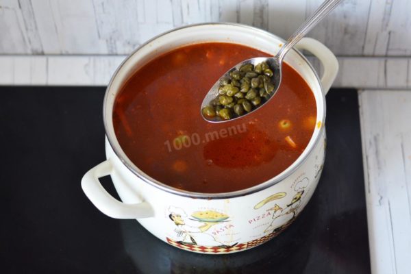 If you like, add capers at this stage for a light, tangy note to enhance the flavor. Stir the soup, and season with salt and pepper to taste.


