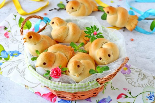Larks Made of Lean Dough