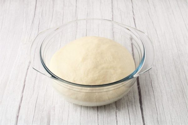 The rising time will vary based on room temperature, yeast activity, and dough density. In my case, the dough doubled in volume in 1 hour and 20 minutes.


