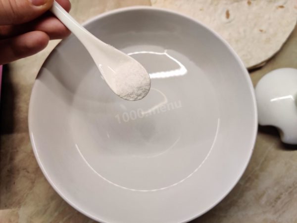 In a separate bowl, dissolve some salt in water by stirring until the salt dissolves completely.

