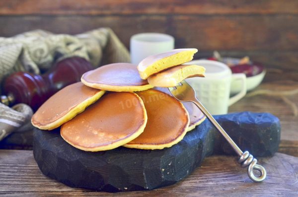 Classic American Pancakes