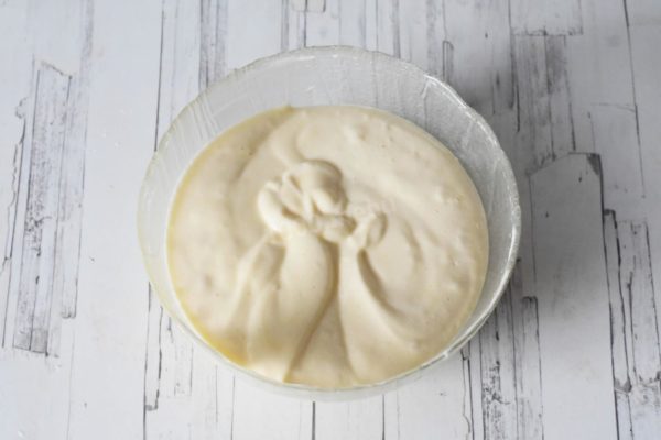The batter should be semi-thick and airy.


